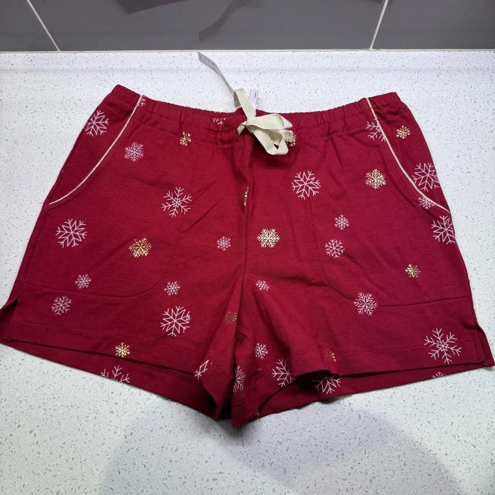 Soma Red Snowflake Print Pajama Shorts NWT - Picture 1 of 6